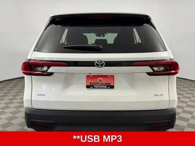 2024 Toyota Grand Highlander XLE