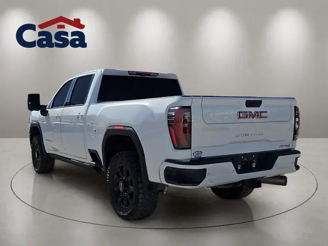 2024 GMC Sierra 2500HD 4WD Crew Cab Standard Bed AT4