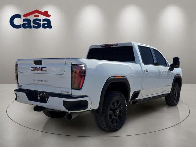 2024 GMC Sierra 2500HD 4WD Crew Cab Standard Bed AT4