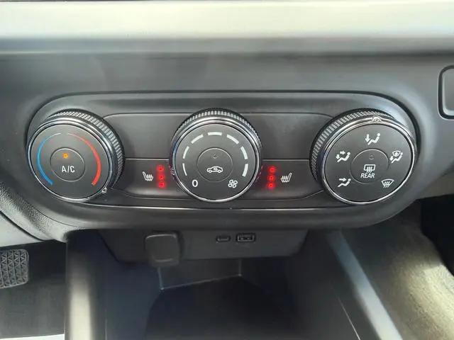 2025 Chevrolet Trax FWD LS