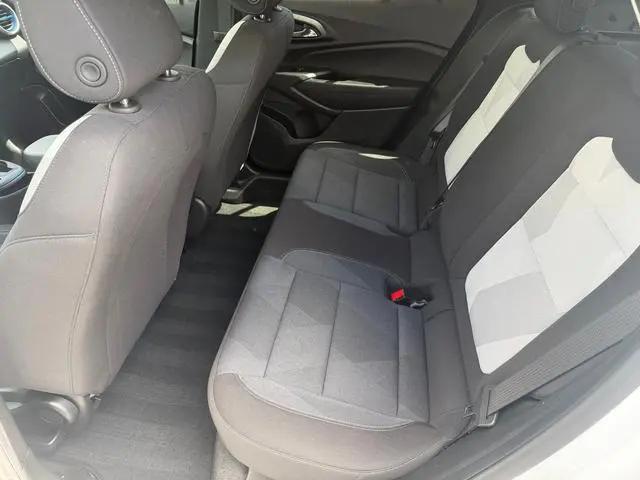 2025 Chevrolet Trax FWD LS
