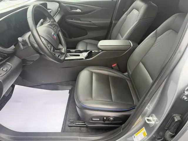 2025 Buick NV Sport Touring FWD