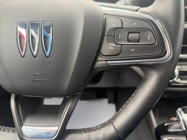 2025 Buick NV Sport Touring FWD