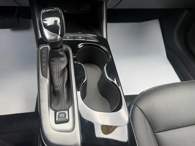 2025 Buick NV Sport Touring FWD