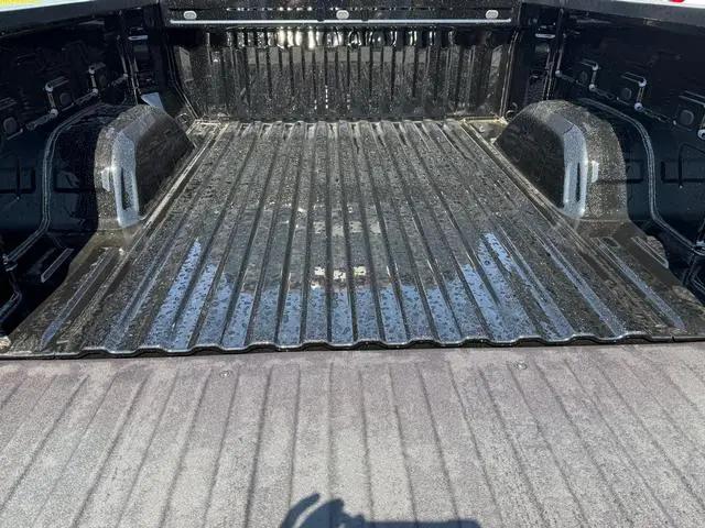 2026 Chevrolet Silverado 1500 4WD Crew Cab Short Bed LT Trail Boss