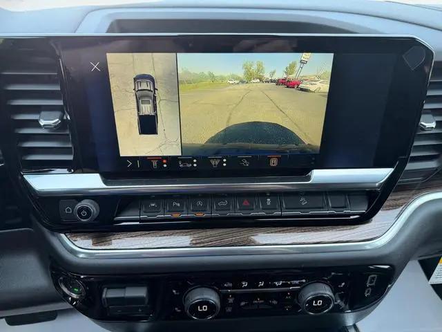 2026 Chevrolet Silverado 1500 4WD Crew Cab Short Bed LT Trail Boss