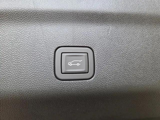 2026 GMC Yukon 4WD Denali
