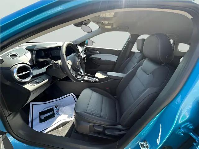2026 Chevrolet Trax FWD LT