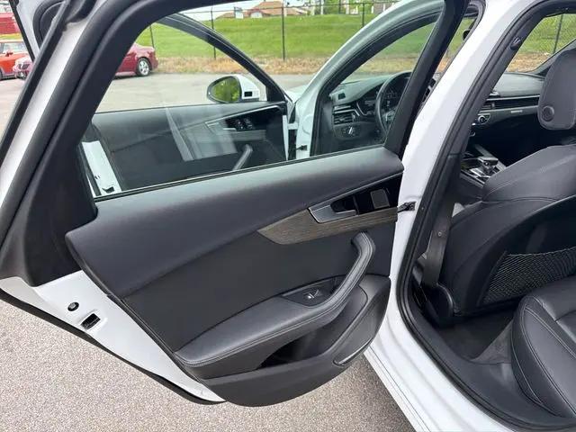 2023 Audi A4 Premium Plus 45 TFSI S line quattro S tronic