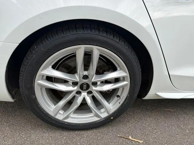 2023 Audi A4 Premium Plus 45 TFSI S line quattro S tronic