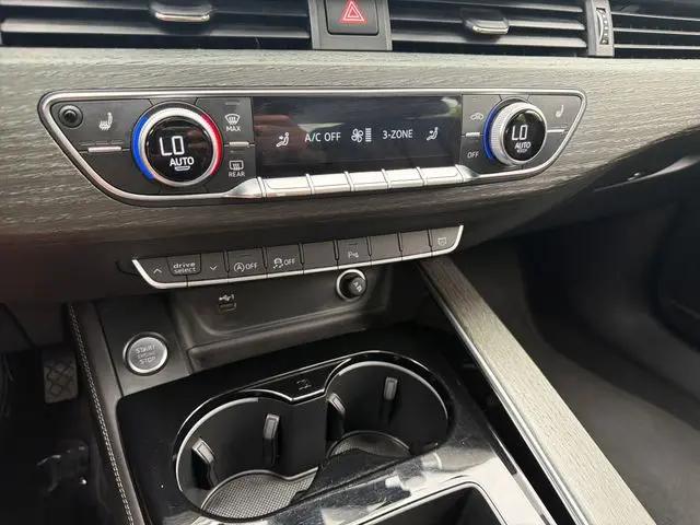 2023 Audi A4 Premium Plus 45 TFSI S line quattro S tronic