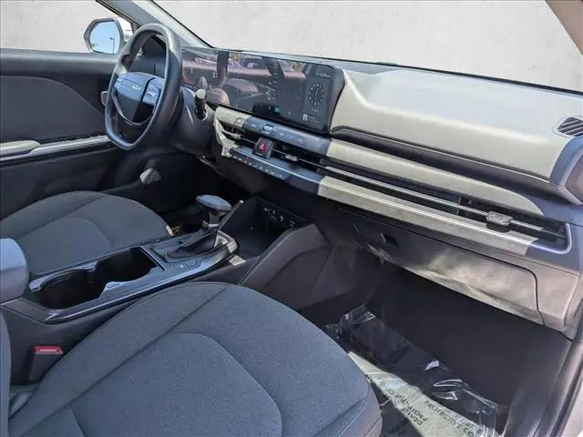 2025 Kia K4 LX