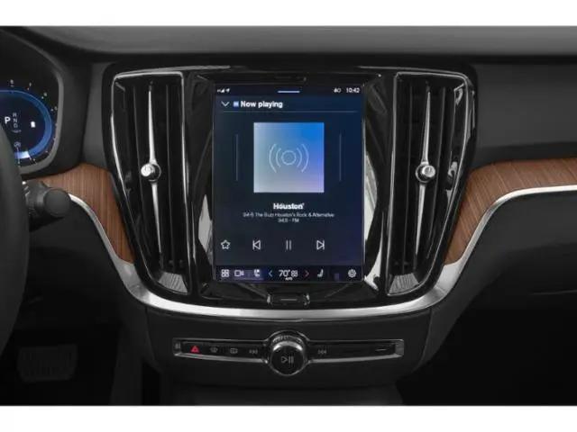 2023 Volvo S60 B5 Ultimate Dark Theme