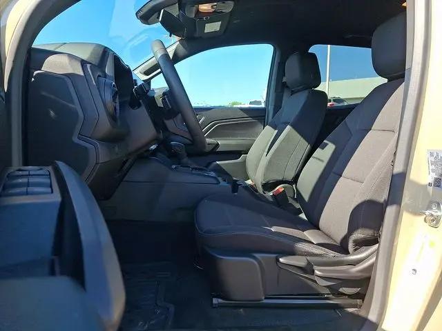 2024 Chevrolet Colorado 2WD WT