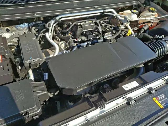 2024 Chevrolet Colorado 2WD WT