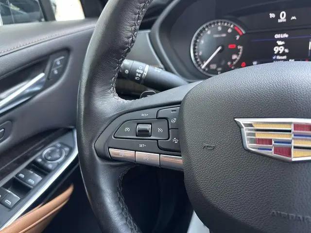 2023 Cadillac XT4 AWD Premium Luxury