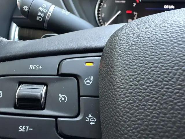 2023 Cadillac XT4 AWD Premium Luxury
