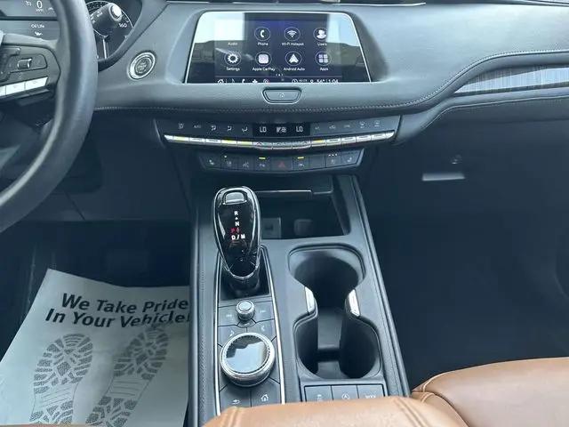 2023 Cadillac XT4 AWD Premium Luxury