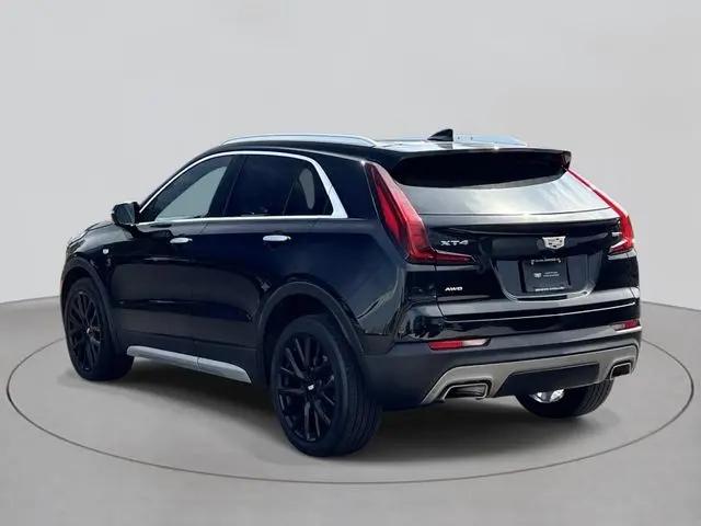 2023 Cadillac XT4 AWD Premium Luxury