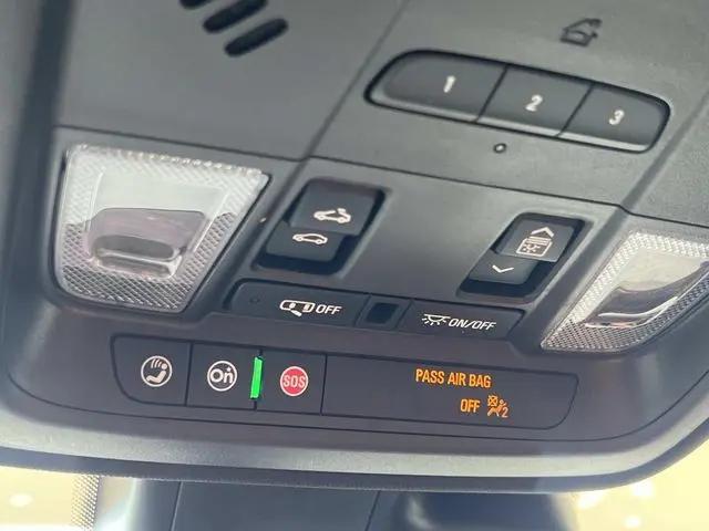 2023 Cadillac XT4 AWD Premium Luxury