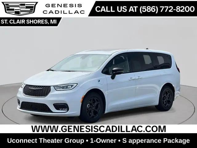 2023 Chrysler Pacifica Hybrid Limited for sale in St Clair Shores, MI