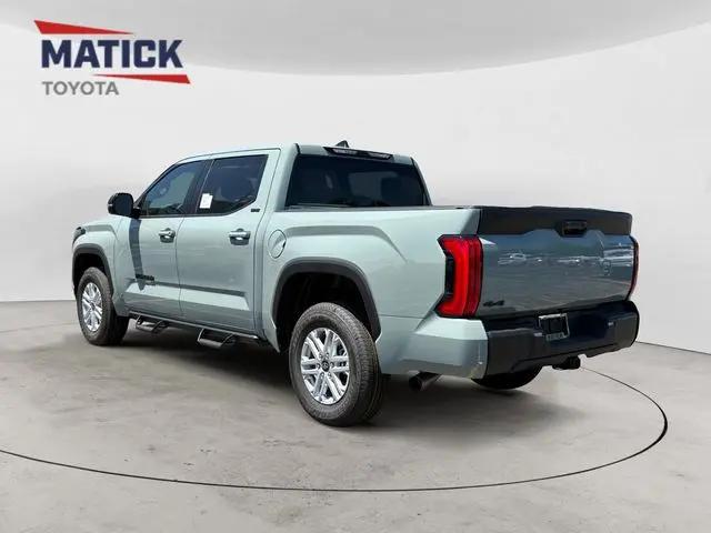 2026 Toyota Tundra SR5 CrewMax 5.5' Bed