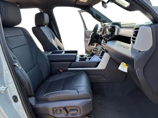 2026 Toyota Tundra SR5 CrewMax 5.5' Bed
