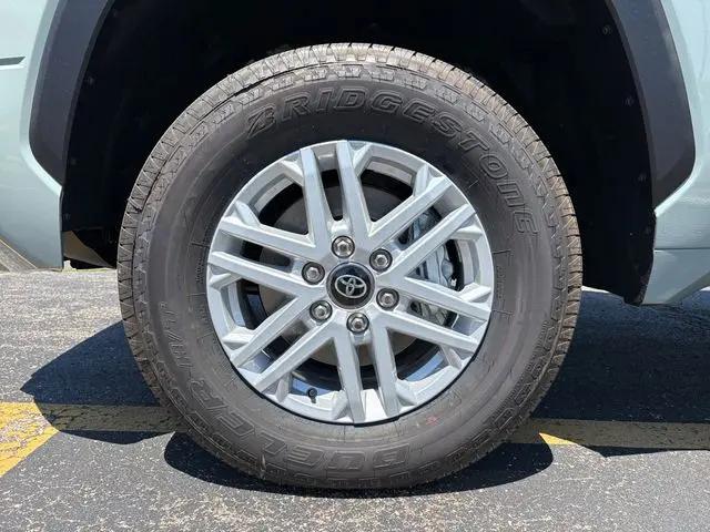 2026 Toyota Tundra SR5 CrewMax 5.5' Bed