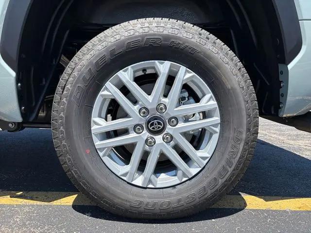 2026 Toyota Tundra SR5 CrewMax 5.5' Bed