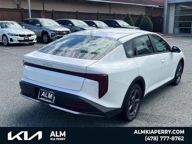 2026 Kia K4 LXS