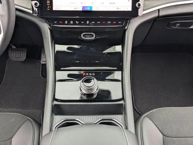 2026 Jeep Grand Cherokee L Altitude 4x2
