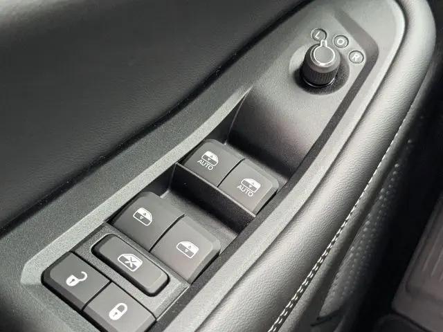 2026 Jeep Grand Cherokee L Altitude 4x2