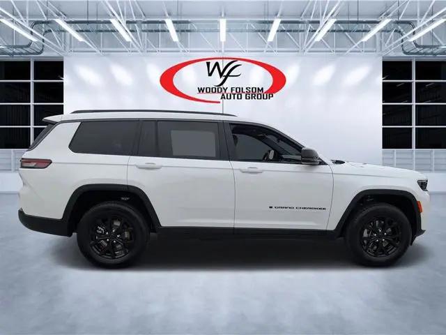 2026 Jeep Grand Cherokee L Altitude 4x2