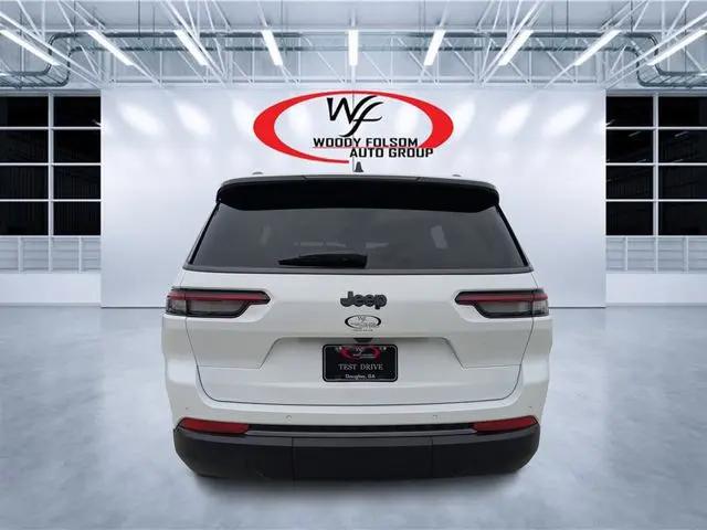 2026 Jeep Grand Cherokee L Altitude 4x2