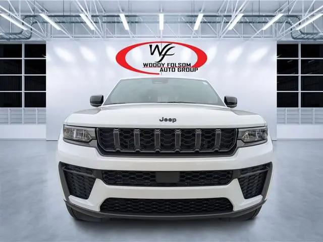 2026 Jeep Grand Cherokee L Altitude 4x2