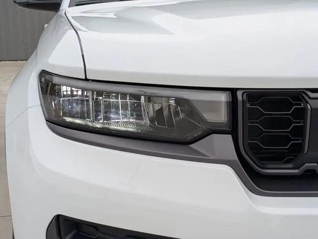 2026 Jeep Grand Cherokee L Altitude 4x2