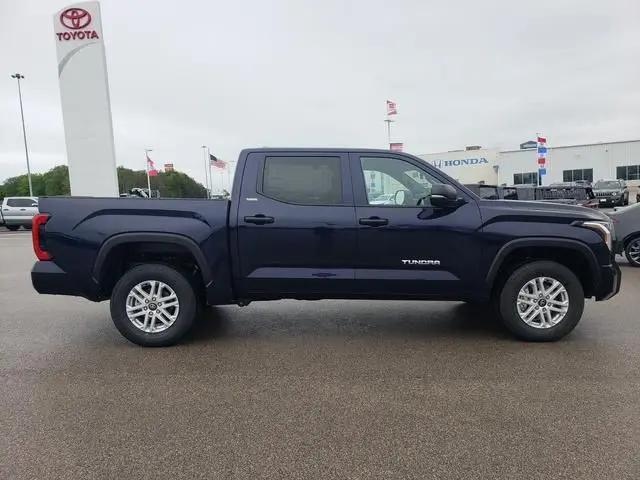 2026 Toyota Tundra SR5 CrewMax 5.5' Bed
