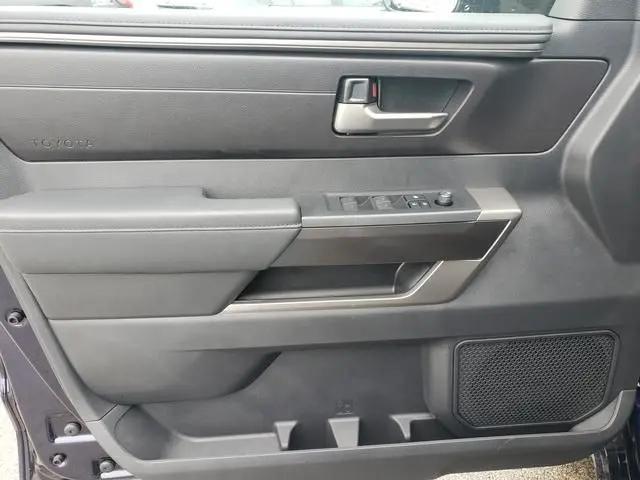 2026 Toyota Tundra SR5 CrewMax 5.5' Bed