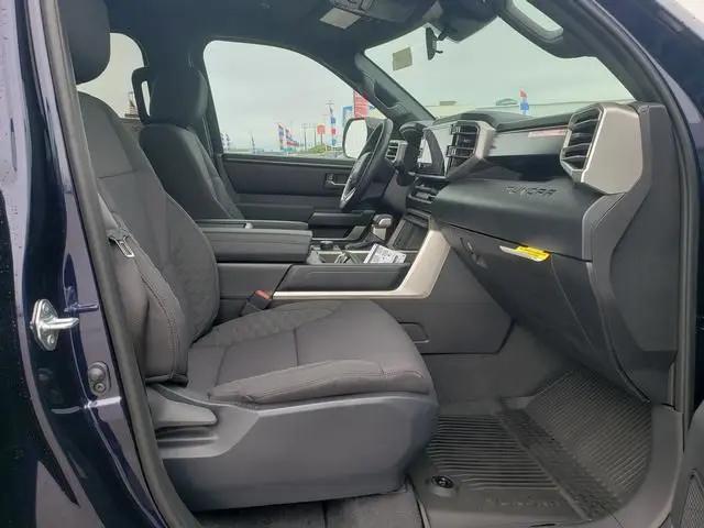 2026 Toyota Tundra SR5 CrewMax 5.5' Bed