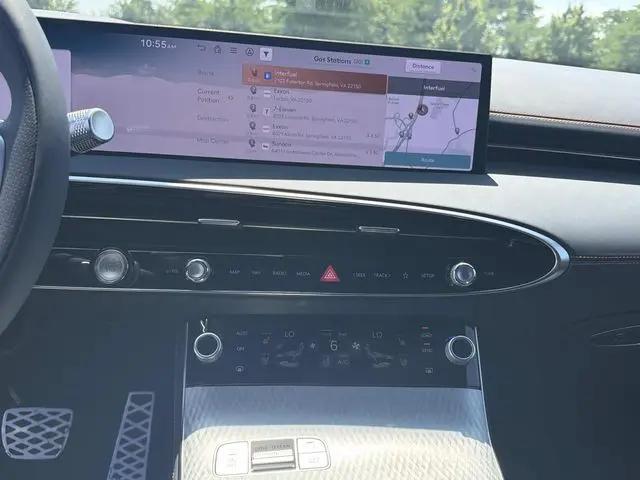 2026 Genesis GV70 2.5T Sport Prestige