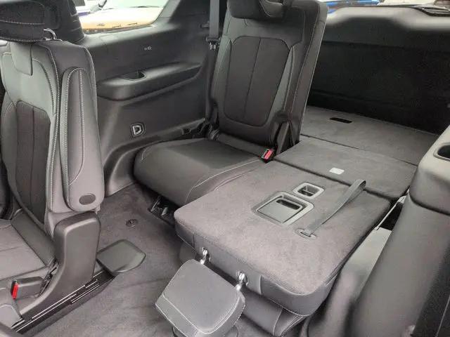 2026 Jeep Grand Cherokee L Altitude 4x4