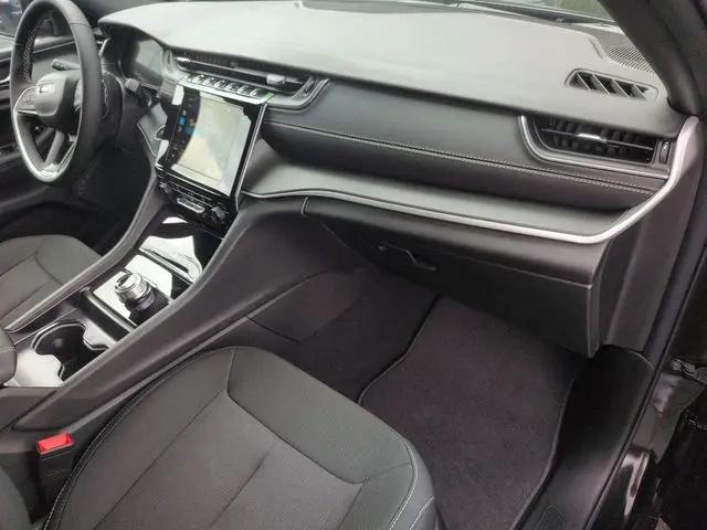 2026 Jeep Grand Cherokee L Altitude 4x4
