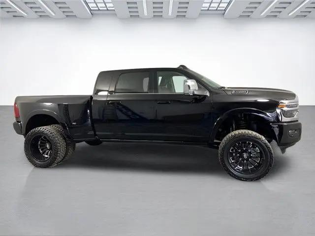 2025 Ram 3500 LimitedLimited Longhorn Mega Cab 4x4 6'4" Box