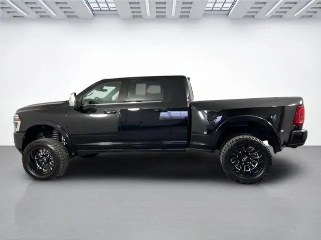 2025 Ram 3500 LimitedLimited Longhorn Mega Cab 4x4 6'4" Box