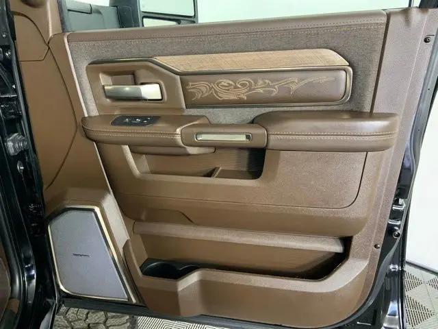 2025 Ram 3500 LimitedLimited Longhorn Mega Cab 4x4 6'4" Box