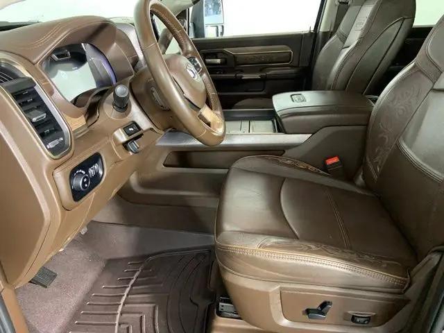 2025 Ram 3500 LimitedLimited Longhorn Mega Cab 4x4 6'4" Box
