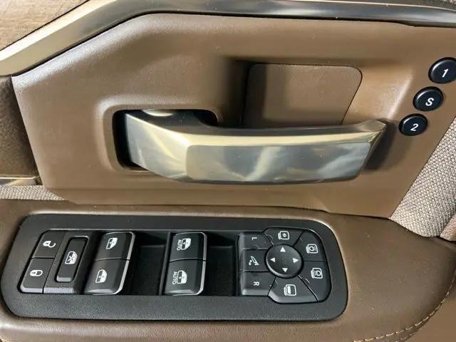 2025 Ram 3500 LimitedLimited Longhorn Mega Cab 4x4 6'4" Box