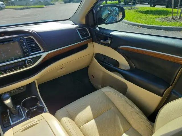 2019 Toyota Highlander Limited