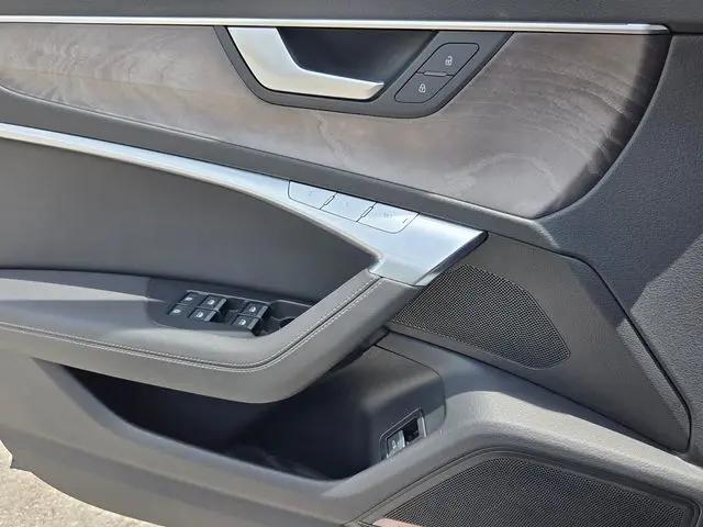 2024 Audi A6 Premium Plus 45 TFSI quattro S tronic