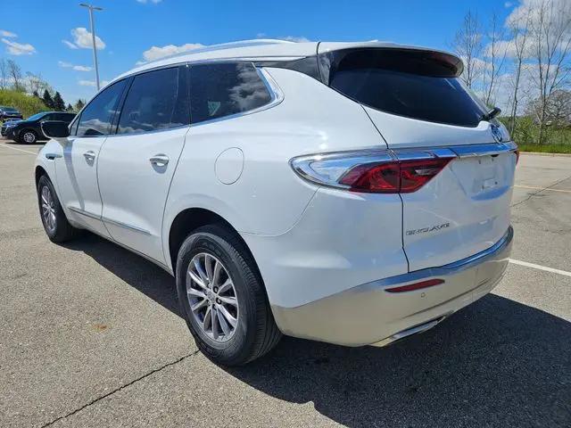 2023 Buick Enclave Essence FWD
